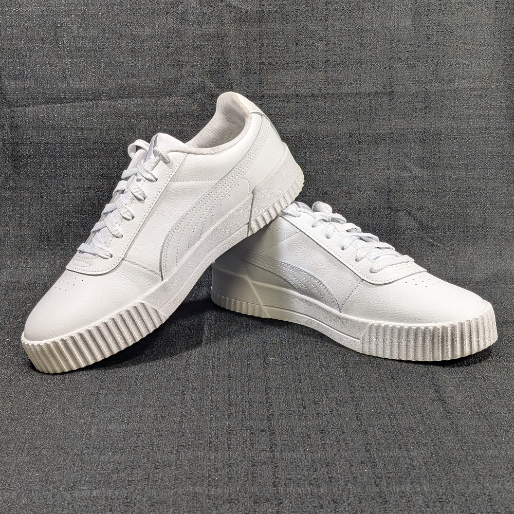 Women's Puma Carina L sz 11 370325-02 ***NIB***